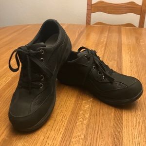 Dansko Shoes w/Vibram Soles